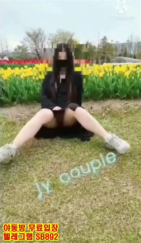 Asian Slut Spreads Pussy For Her Boyfriend S Friends ThisVid