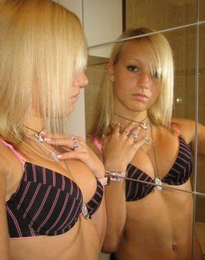 Home Pics 8993 Nude Photos6237 17360 Porn Pic