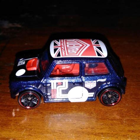 Jual Loose Morris Mini Urban Outlaw Cooper Mr Bean Hw Hot Wheels Hotwheels Di Seller Dadang