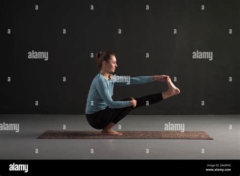 Yoga One Leg Poses Yoga Pose One Legged Table Pocket Yoga Heres