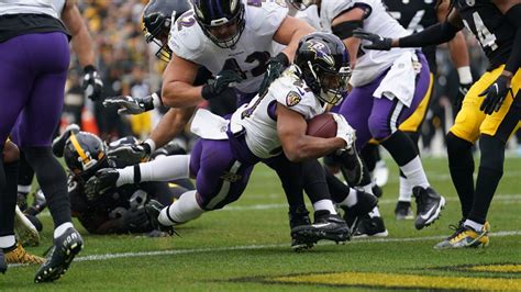 J.K. Dobbins Bulldozes His Way in for 4-Yard Touchdown | Ravens ...