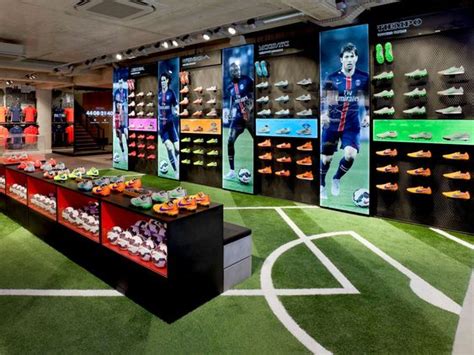 toko sport terdekat terlengkap  lokasi  rak supermarket