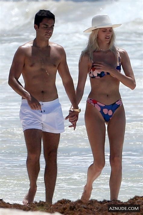 DEVON WINDSOR Nude AZNude