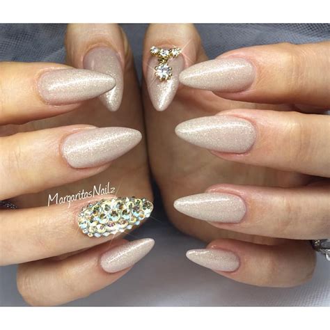 Margaritasnailz On Instagram Nude Almonds Almond Nail Art Almond