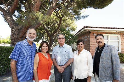 Prison ministry volunteers find common language with those behind bars