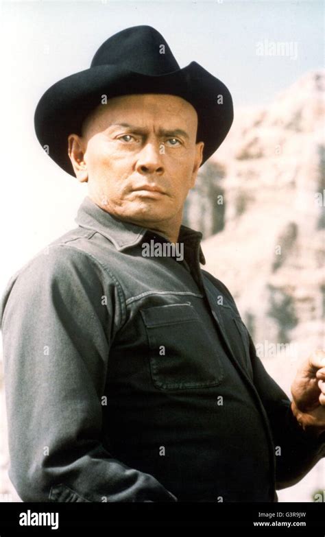 Yul brynner westworld hi-res stock photography and images - Alamy