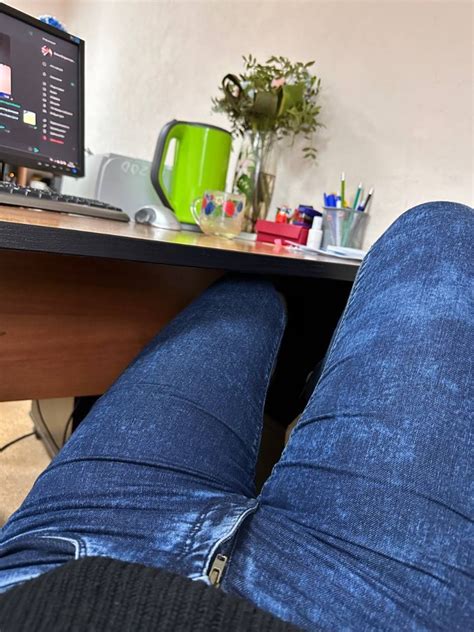 Создать мем "оля, am 7, джинсы в обтяжку" - Картинки - Meme-arsenal.com