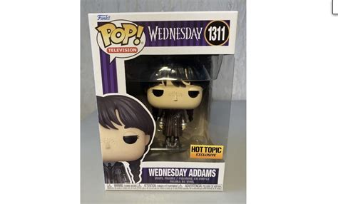 Funko Pop Wednesday Addams Hot Topic Metallic W Protector