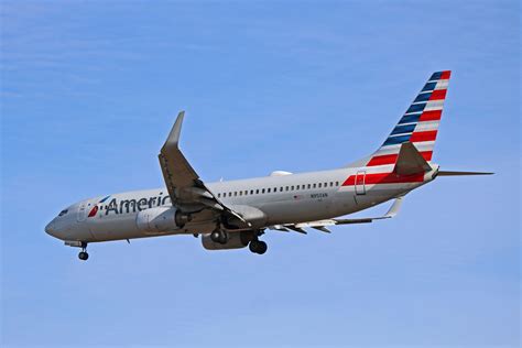 N950an American Airlines Boeing 737 800 First Flew In 2000