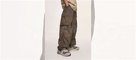 Мужские штаны карго y2k коричнивые купить в Москве | Личные вещи | Авито