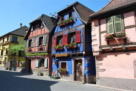 Les Couleurs Des Maisons D Alsace Les Couloirs Du Temps