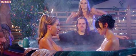 Krystin Hagen Nude Pics Page 1