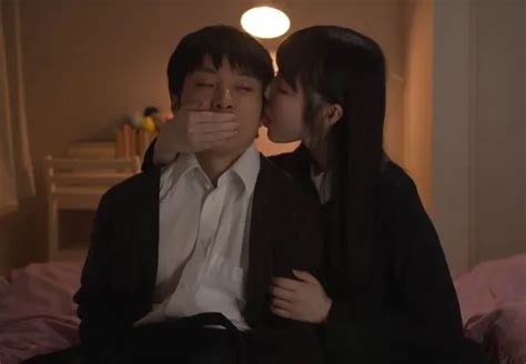 Em học sinh chuyên văn với vẻ ngoài giản dị và ít nói nhưng thật ra nghiện sex Sex Hay