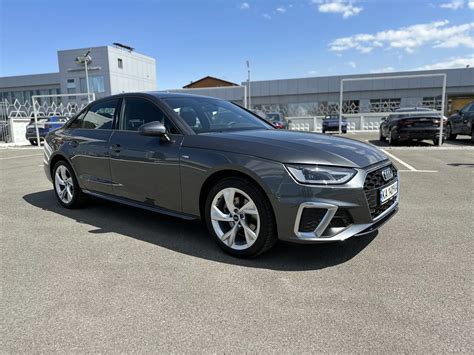 Підписка на AUDI A4 в Україні - Drivovo