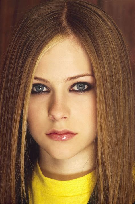 Avril Lavigne Photoshoot 2002