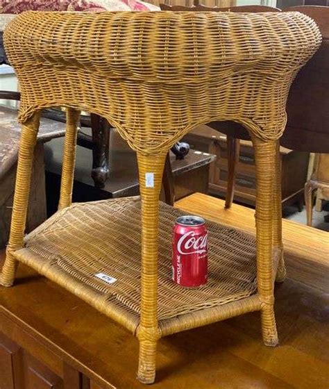 Rattan Stand Dixon S Auction At Crumpton