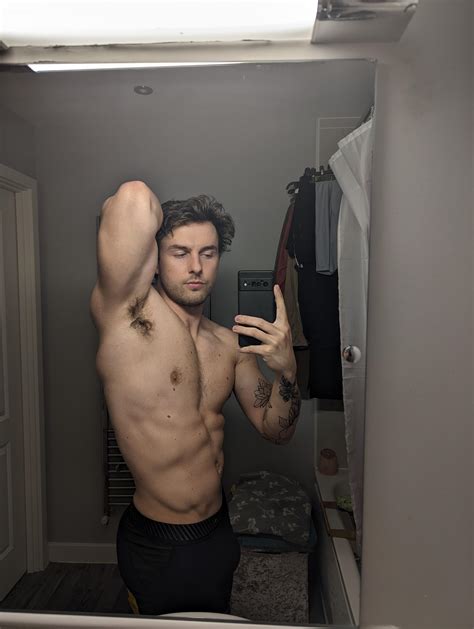 I'm trying the grow my chest hair , honest : r/chesthairporn