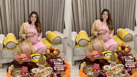 Pregnant Yami Gautam Flaunting Her Baby Bump At Her Baby Shower With