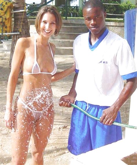 Holiday Fun Vol1 R Amt58e Porn Pic