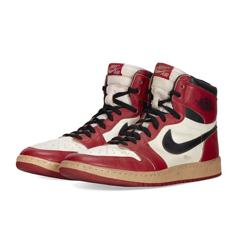 Michael Jordan Game Worn Original 1985 Air Jordan 1 ‘chicago Sneakers
