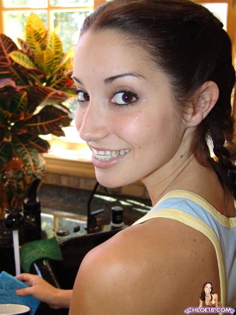 Chloe Gets Naked In The Kitchen Porn Pictures Xxx Photos Sex Images Pictoa