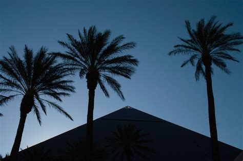 Wallpaper Sunset Building Sky Blue Evening Dusk Luxor Light Cloud Dawn Las Vegas