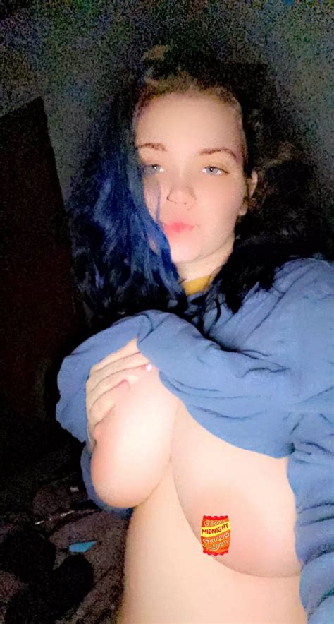 Naturally Busty Milf Nudes Bustynaturals Nude Pics Org