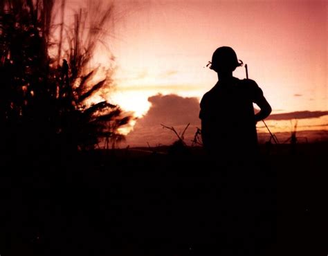 25 best Soldier Shadow Silhouette Pics images on Pinterest | Soldiers, Troops and Silhouettes