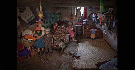 Fotos Fotógrafo lança olhar sobre pobreza na América Latina UOL Notícias