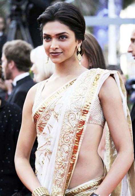 Deepika Padukone In Saree Bollywood Hot Celebrities