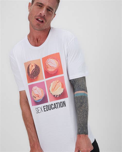 Riachuelo Camiseta Masculina Sex Education Branca Netflix