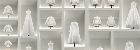 DIOR | Dior Boutique | France | Roissy-En-France | Aéroport Charles De ...