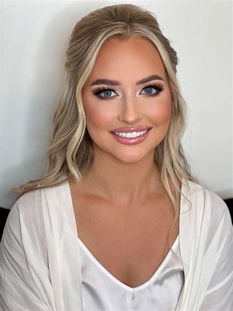 Bridal Makeup For Blondes In 2023 Bridal Makeup For Blondes Wedding Makeup Blonde Glam Bride