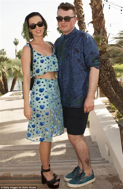 Katy Perry 2018: Boyfriend, net worth, tattoos, smoking & body