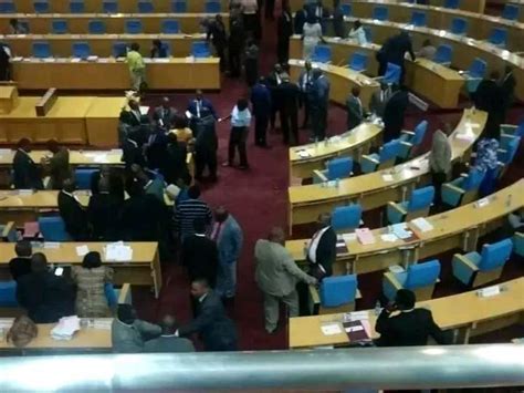 Chaos in Malawi Parliament as MPs exchange blows - Malawi Voice