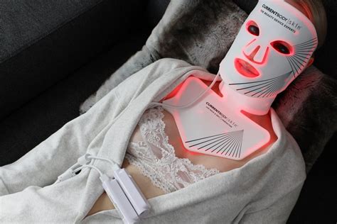 CurrentBody Skin LED Lichttherapie Maske Erfahrungen LED Maske