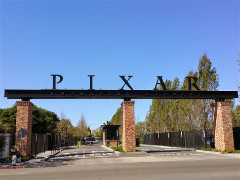 Pixar Animation Studios Tour & The Good Dinosaur Fun - Funtastic Life