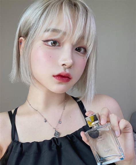 Minmin A Sweet Cutie Ig 05min Minmin Porcelain Platinum Hair Asian