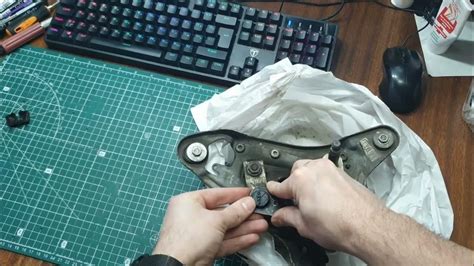 0334 Втулка тяги трапеции дворников 16х20х3 мм PEUGEOT 508 - YouTube