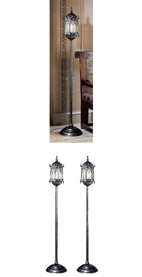 Design Toscano Aberdeen Manor Gothic Lantern Floor Lamp Halloween