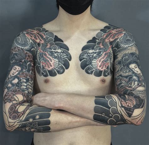 25 Incredible Yakuza Dragon Tattoos To Add An Edge With Pictures
