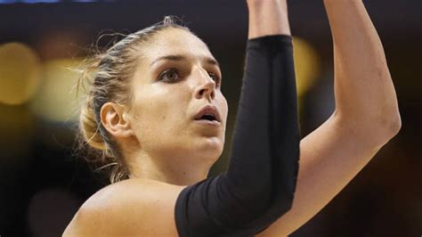 Basketball Elena Delle Donne In Shock As Wnba Denies Her Coronavirus