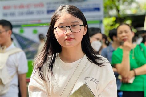 Trường hot ở TPHCM đặt báo thức chuẩn bị công bố điểm chuẩn Báo Dân trí