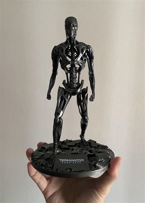 Terminator “Dark Fate” Gaie Commemorative Endoskeleton REV-9 Exclusive ...