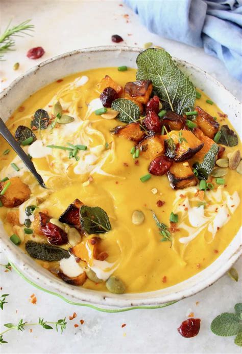 Vegan Butternut Squash Soup • Veggie Society