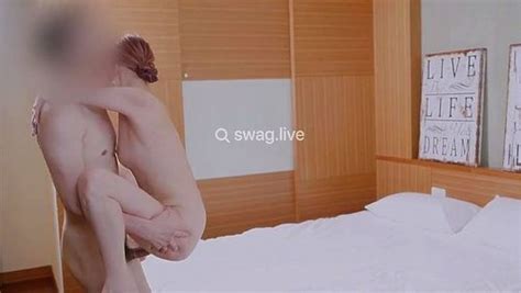 Watch Couple 20 Cam Asian Porn SpankBang