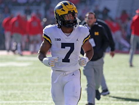 donovan edwards   long td runs  michigan ravages ohio state