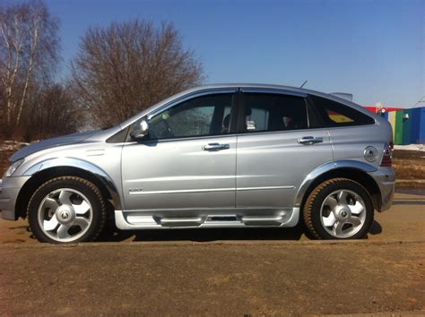 Снял декоративные пороги. Куплю такие же. — SsangYong Actyon (1G), 2 л ...