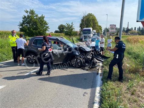 Crema News Auto Contro Palo