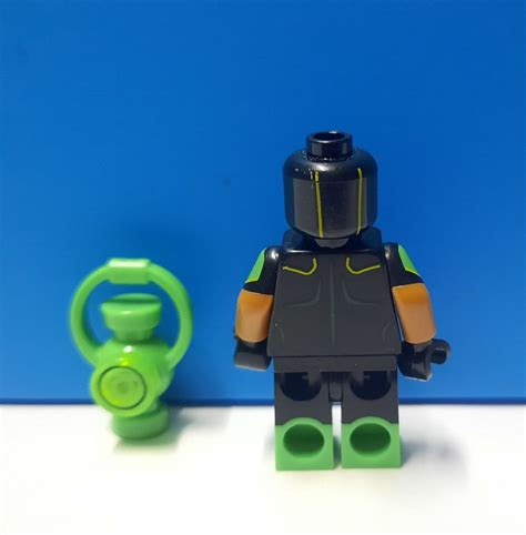 Green Lantern Lego Minifigure on Carousell